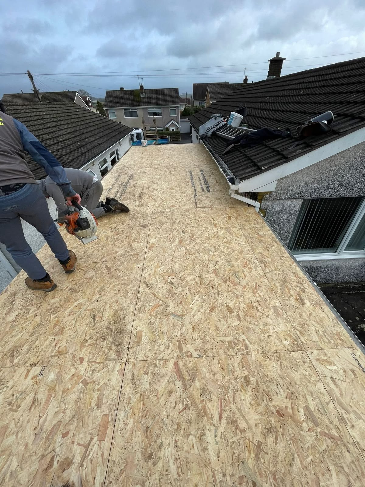 Flat roofing Glasgow: new OSB decking laid ready for the flat roof covering