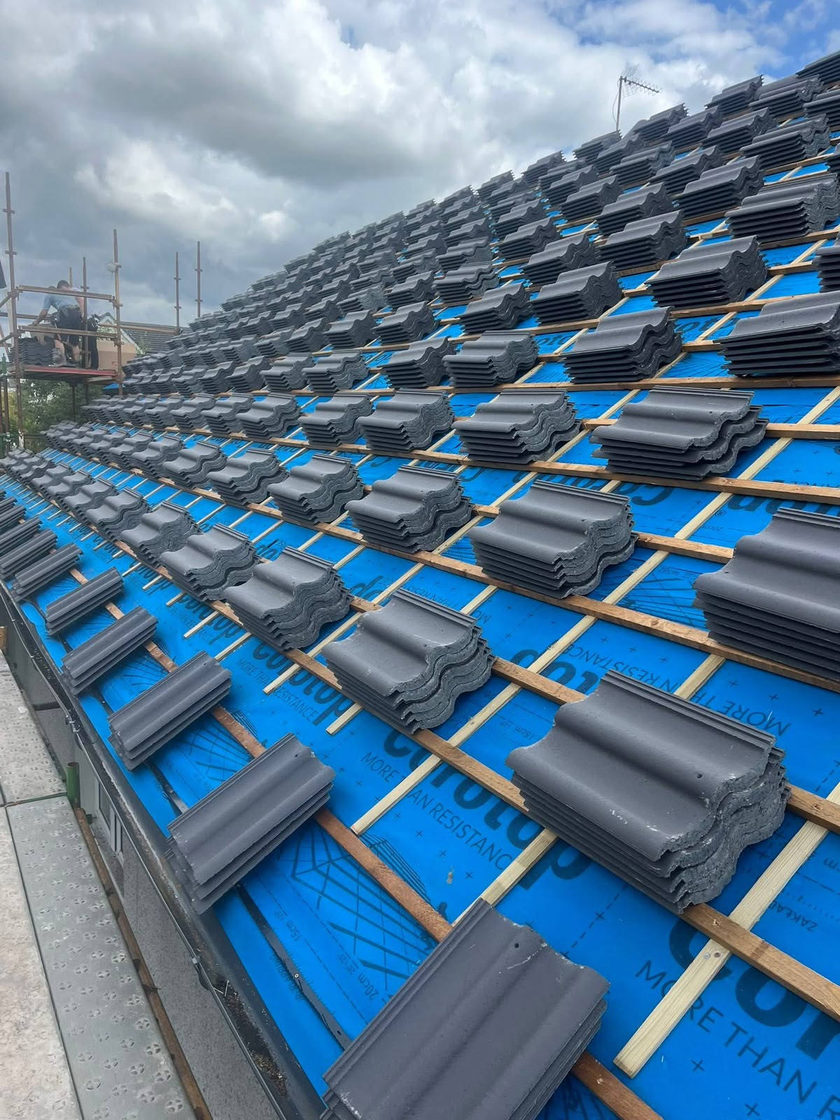 Roof replacement Glasgow: new roof installation by Monarch Roofing