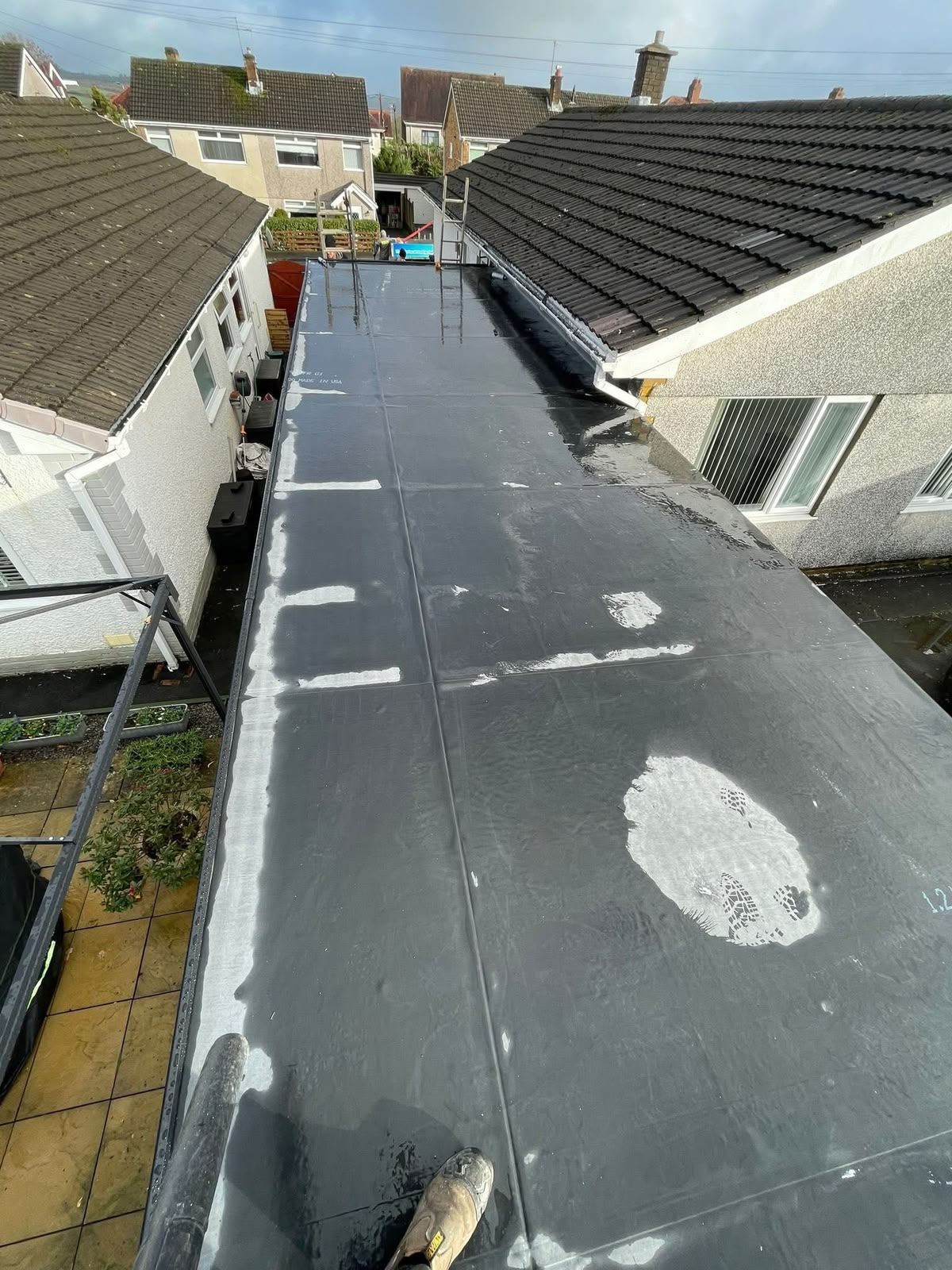 Flat roofing Glasgow: flat roof installation and repair by Monarch Roofing