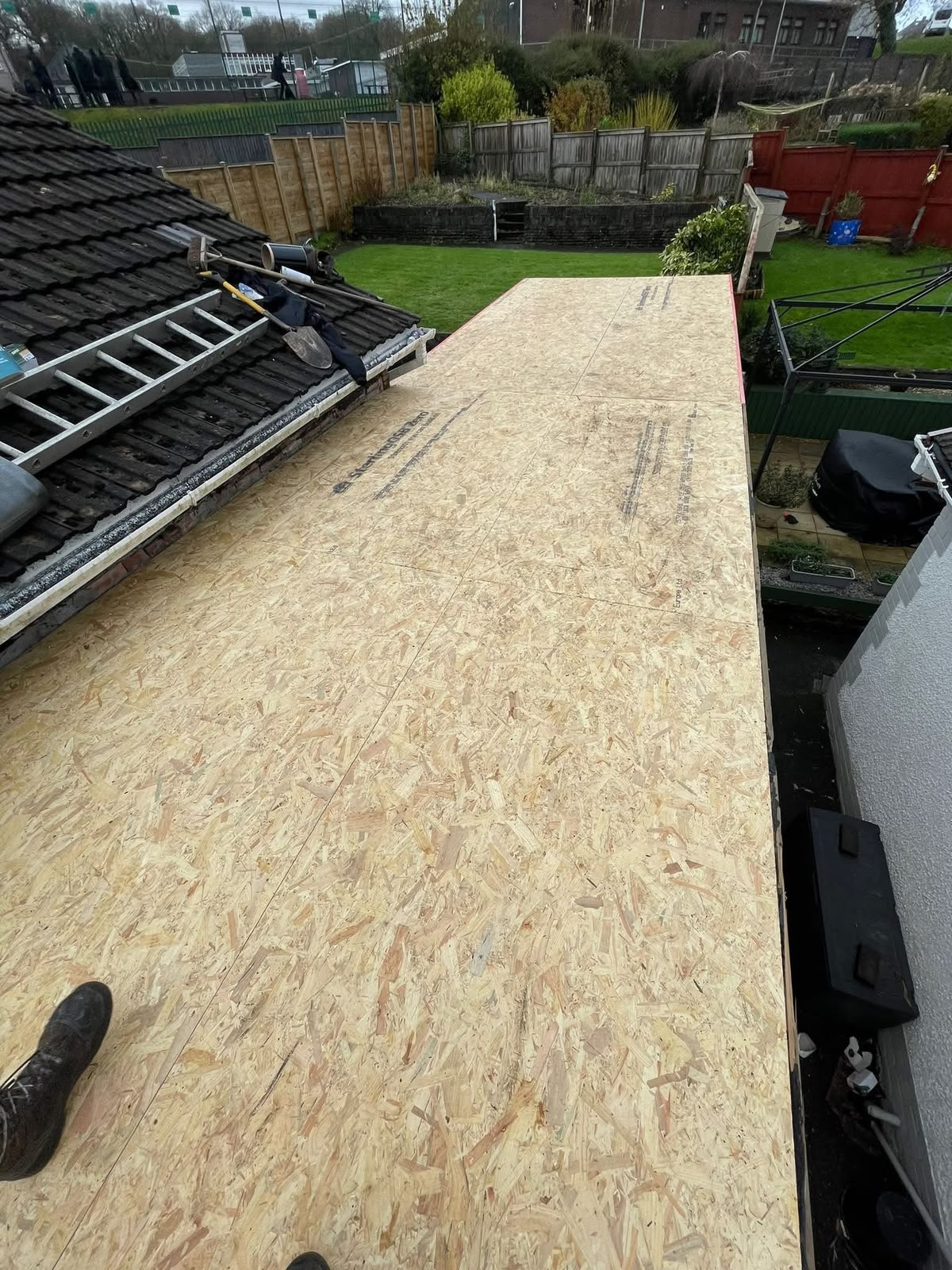 Flat roofing Glasgow: new flat roof deck installed on a rear extension