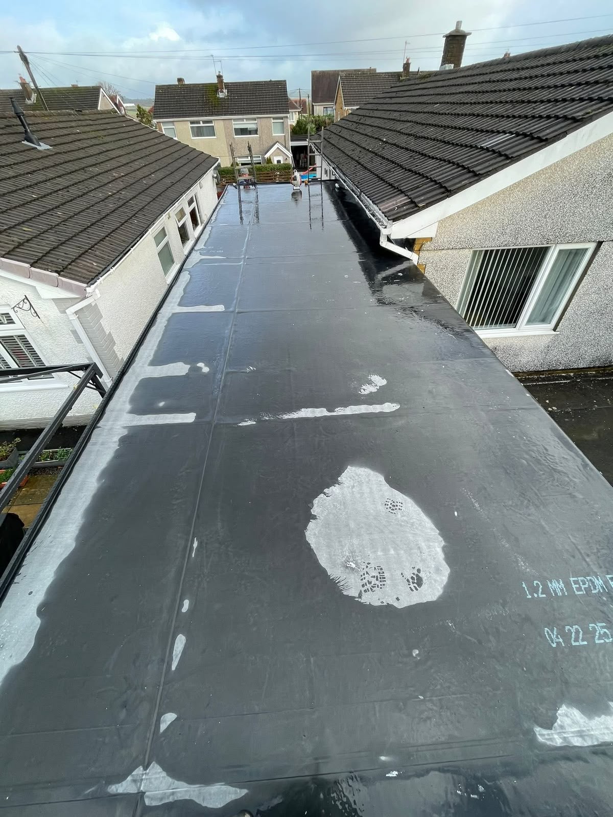 Flat roofing Glasgow: flat roof installation and repair by Monarch Roofing